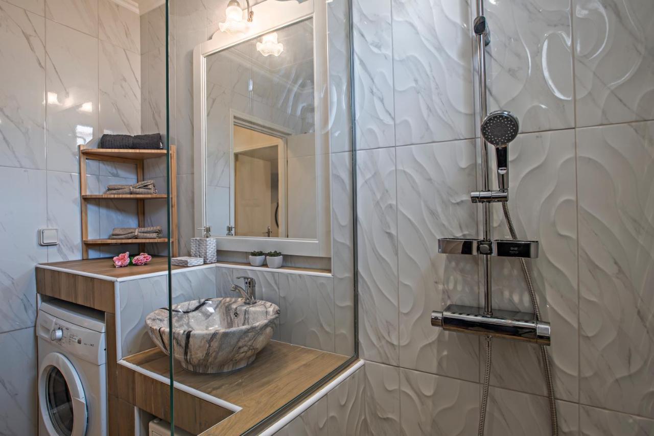 Villa Veneto Luxury Holidays Melíssia Exteriér fotografie