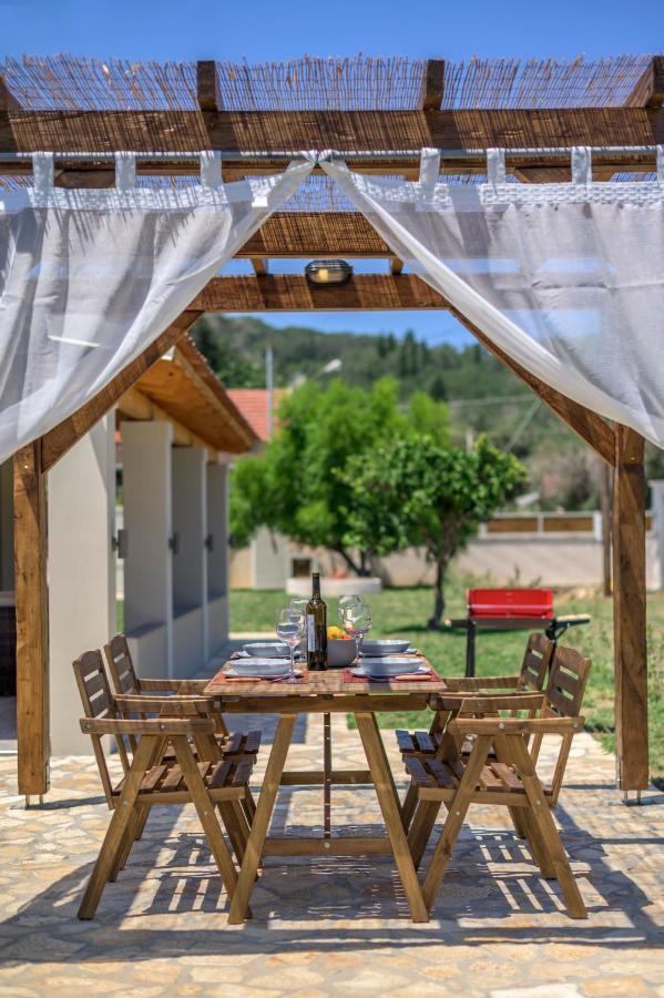 Villa Veneto Luxury Holidays Melíssia Exteriér fotografie