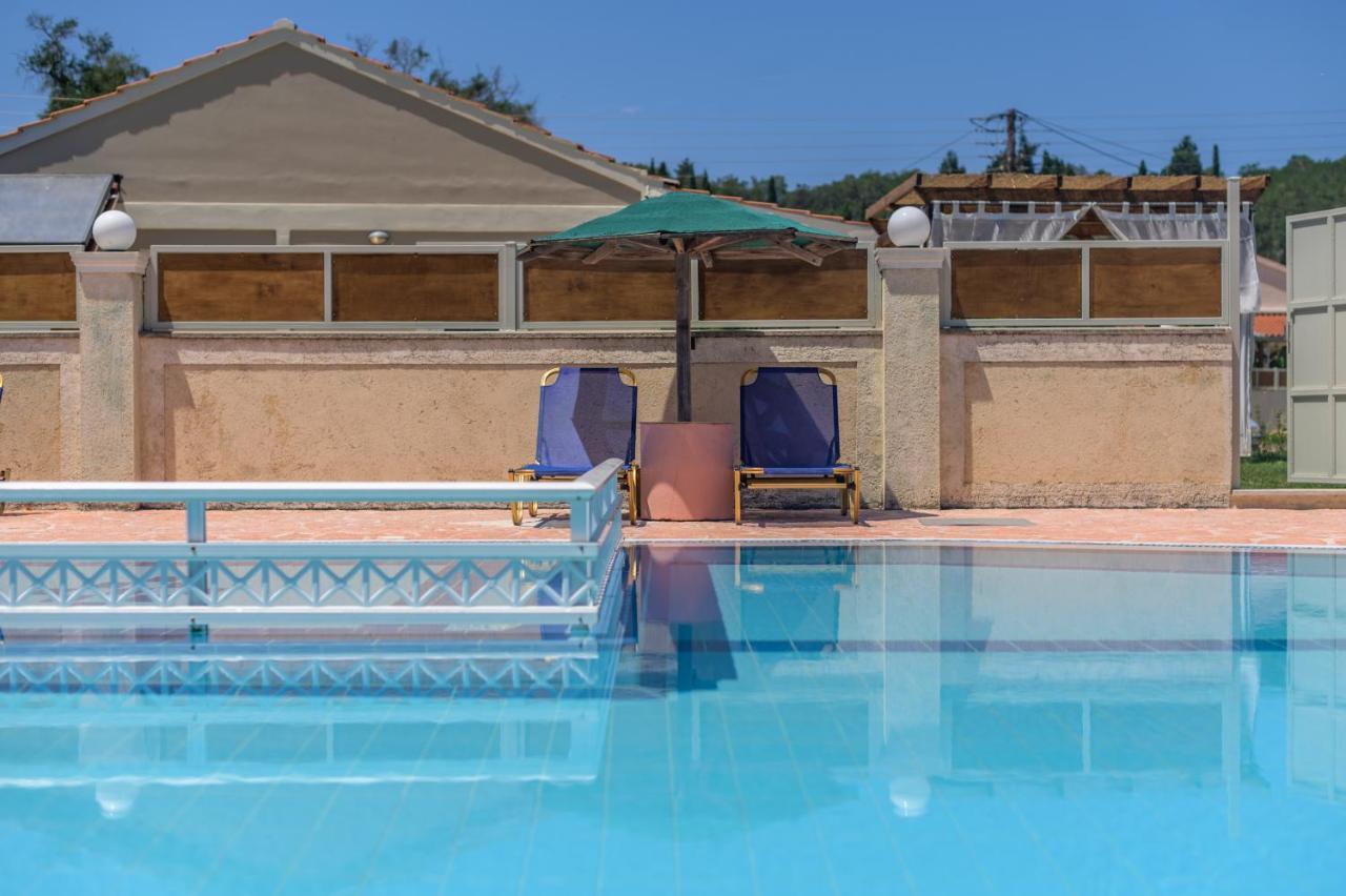 Villa Veneto Luxury Holidays Melíssia Exteriér fotografie
